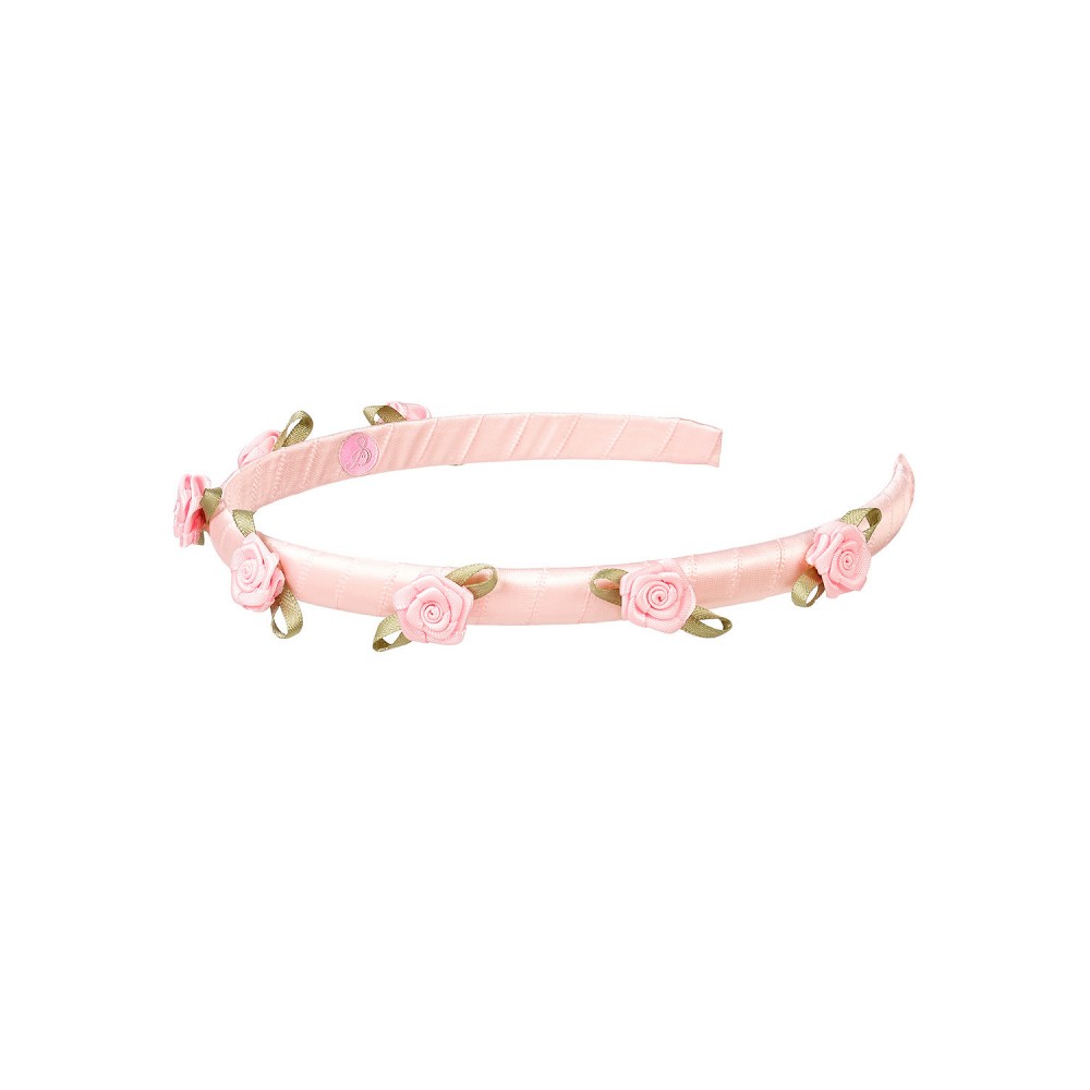 Tiara - Nisha